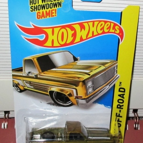 HW-2014 RARE GOLD STH '83 CHEVY SILVERADO GREAT CONDITION