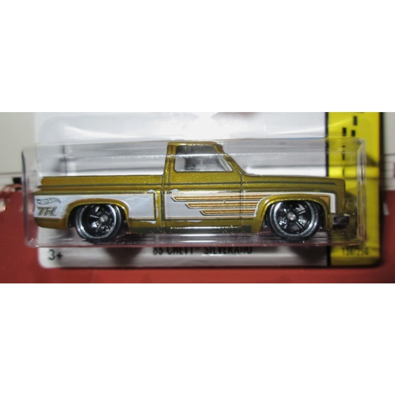 HW-2014 RARE GOLD STH '83 CHEVY SILVERADO GREAT CONDITION