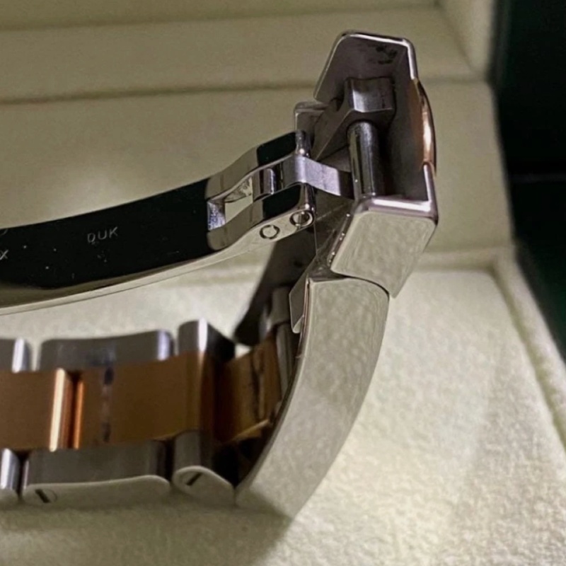 Rolex Oyster 31 Oystersteel & Gold Diamond Chocolate